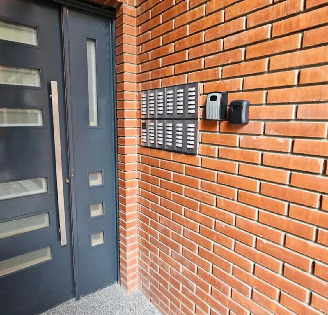 טיראנה Kris Apartments 0*,  אלבניה