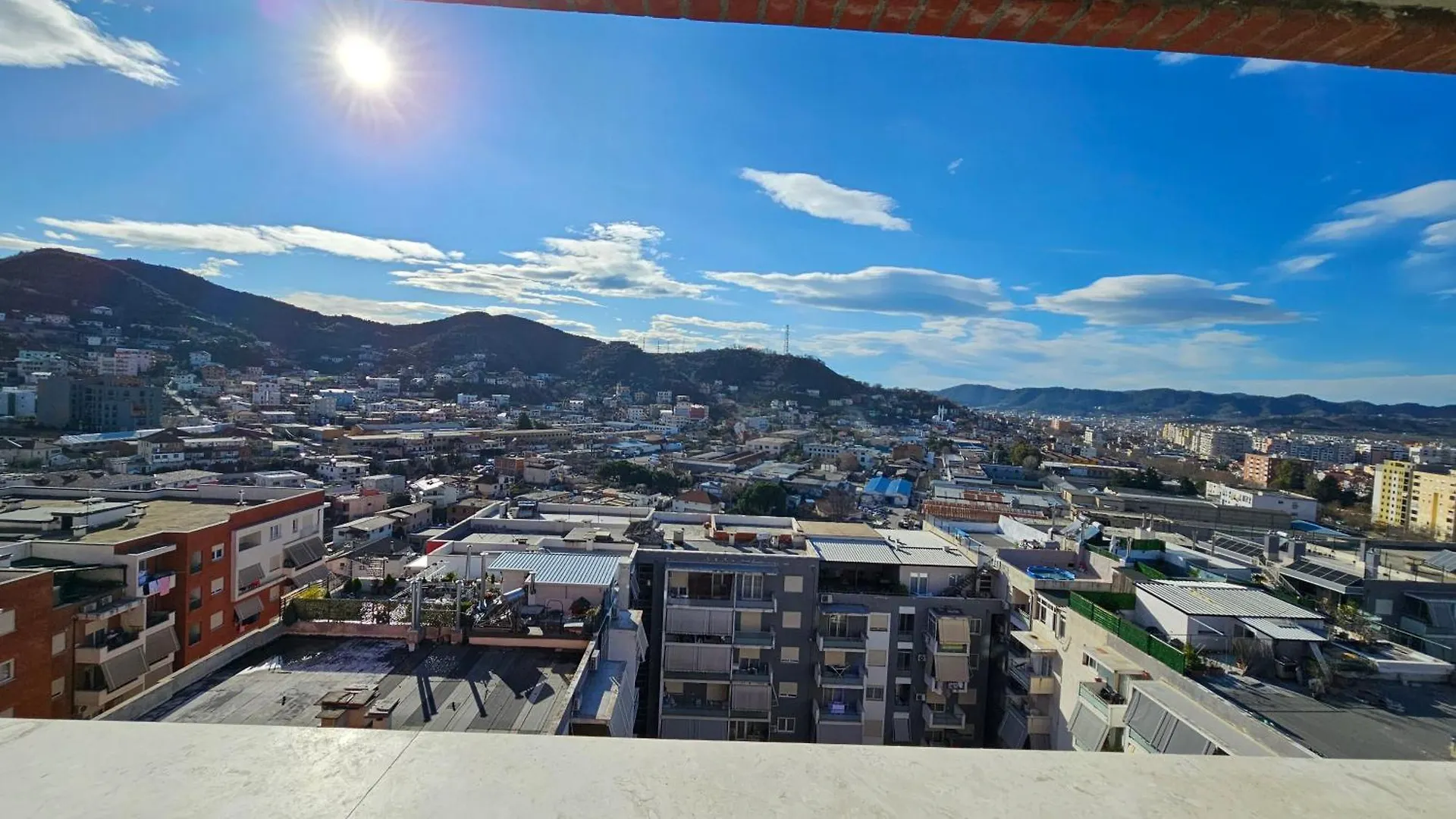 Kris Apartments Tirana 0*,